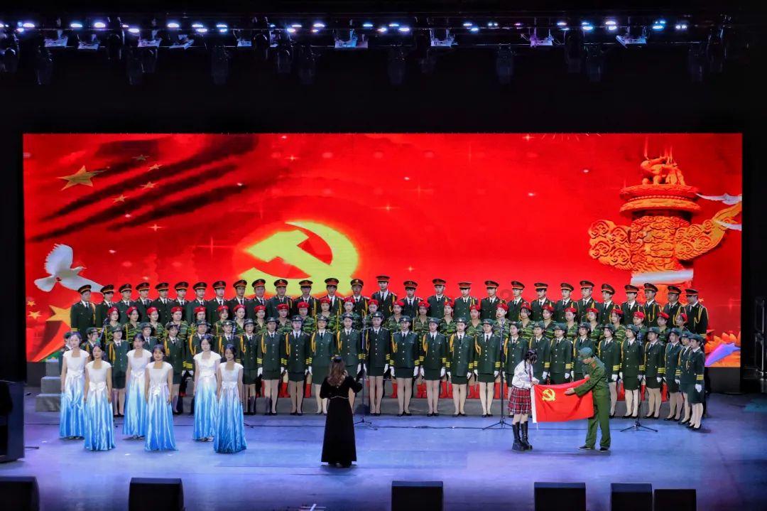 逃离洁白的宾馆